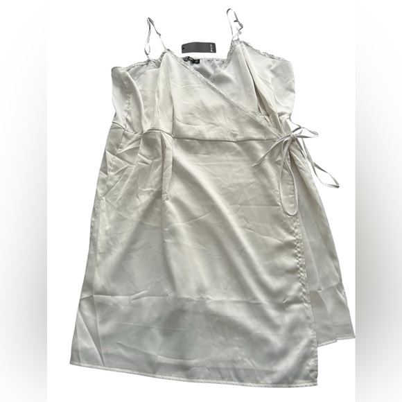 NEW Size 20 Nasty Gal White Dress - Picture 1 of 11